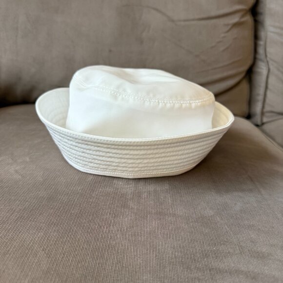 Prada Designer Nylon Bucket Hat White Size Small (S) 57cm circumference - Picture 4 of 6